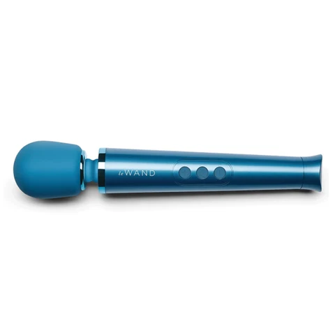 Le Wand Petite Rechargeable Massager Blue