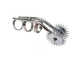 Rouge Satinless Steel Cat Claw Pinwheel
